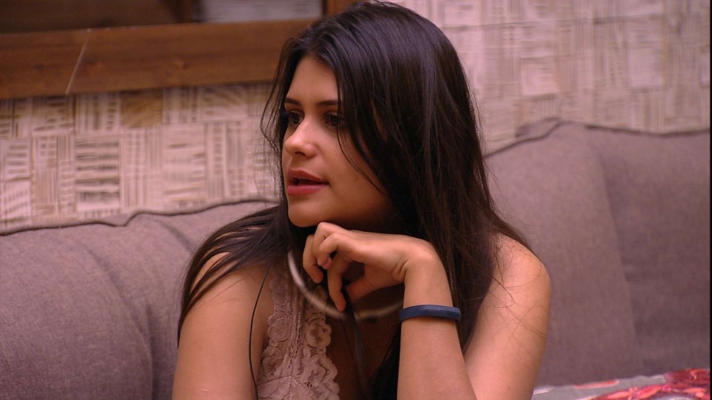 Beldade revela desejo de ser clicada nua (Reprodução/TV Globo)