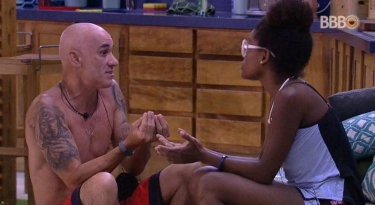 Ayrton e Nayara discutem no BBB18 (Divulgação)