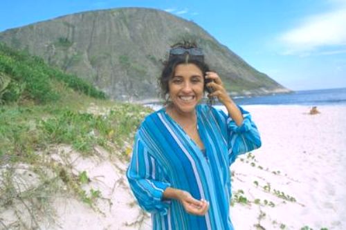 Regina Casé é uma das apresentadoras mais queridas da Globo (Divulgação/TV Globo)