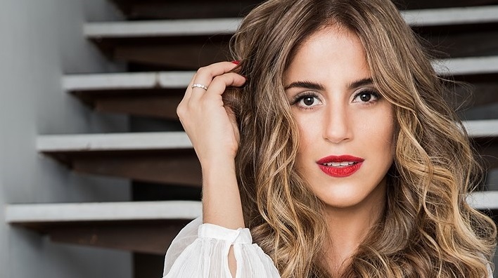 Camilla Camargo e seu novo visual após Carinha de Anjo