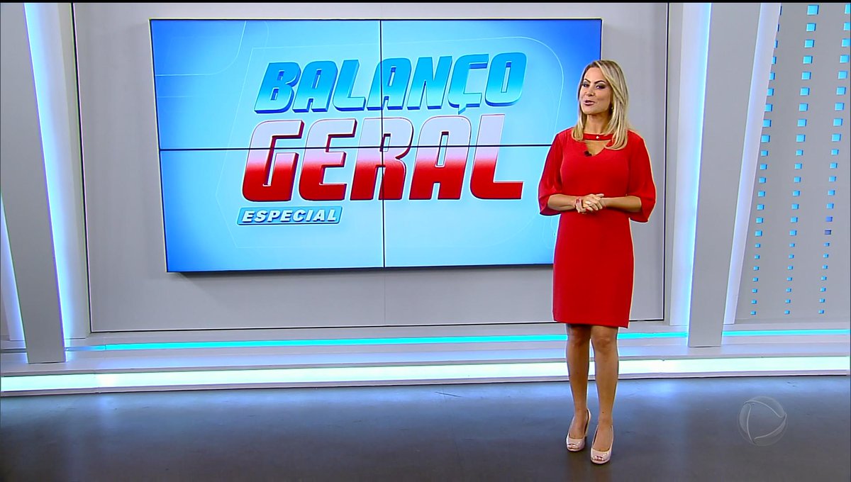 Marcela Araújo é a apresentadora do Balanço Geral Especial