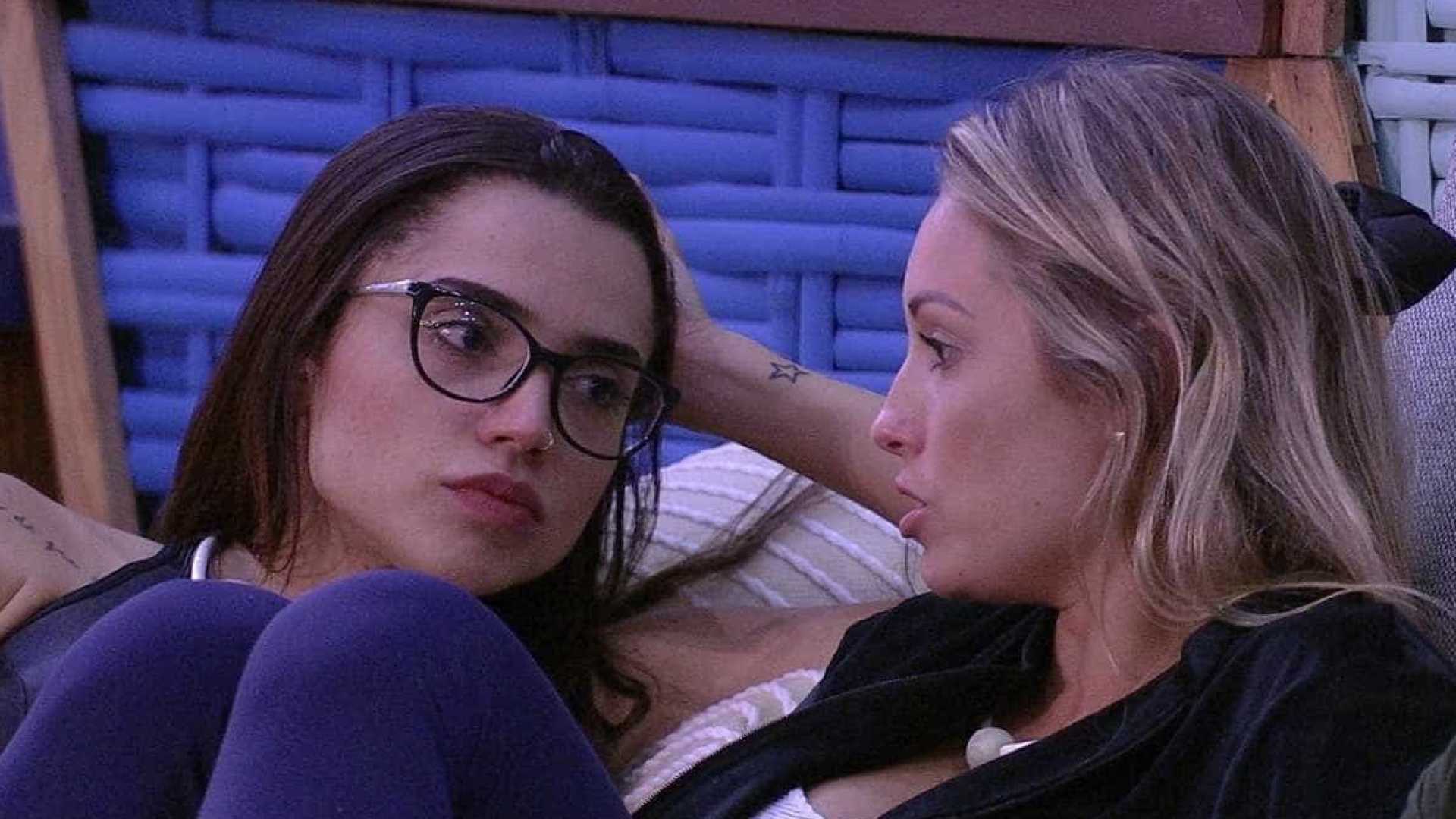 Paula comenta sobre a festa da noite anterior no BBB18 (Divulgação)