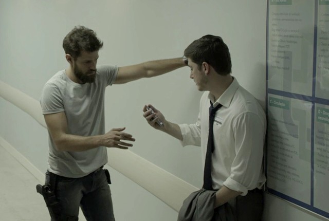 Nicolau (Alejandro Claveaux) e Bruno (Caio Paduan) de O Outro Lado do Paraiso