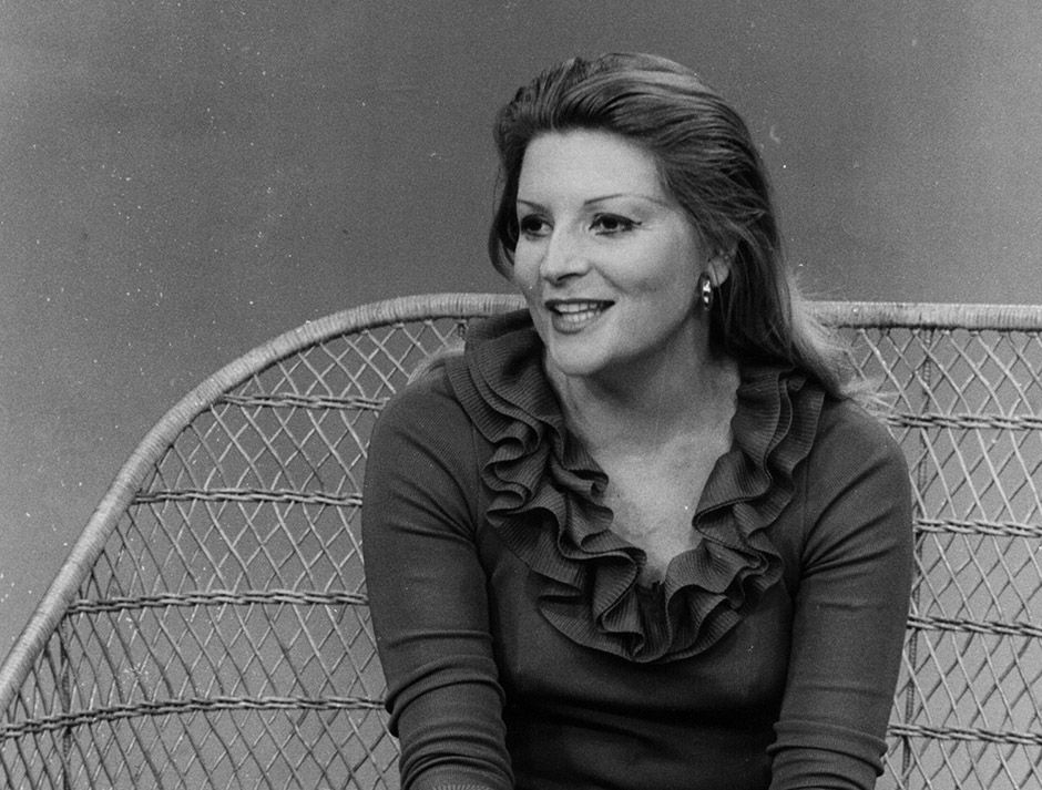 Maria Thereza Gregori apresentava Revista Feminina