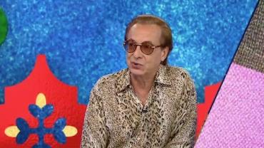 Estilista avaliou modelitos das celebridades (Reprodução/Rede TV!)