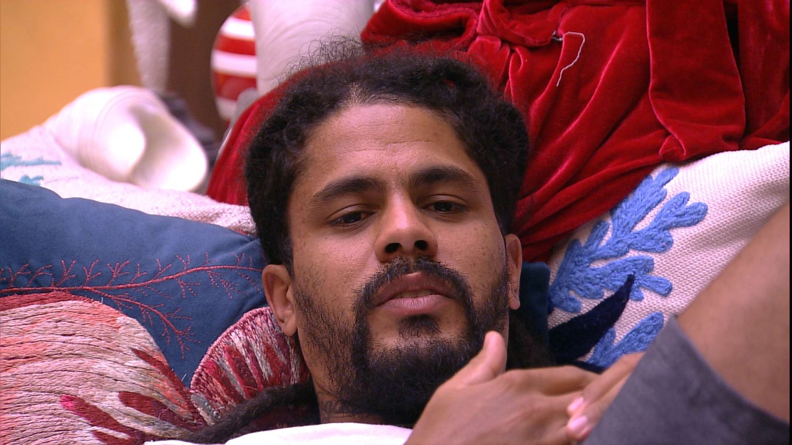 Viegas faz criticas ao show de Anitta no BBB18 (Reprodução: TV Globo)Viegas faz criticas ao show de Anitta no BBB18 (Reprodução: TV Globo)