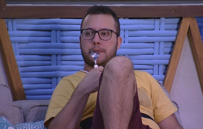 Diego faz reclamações no BBB18 (Reprodução: TV GloboDiego faz reclamações no BBB18 (Reprodução: TV Globo