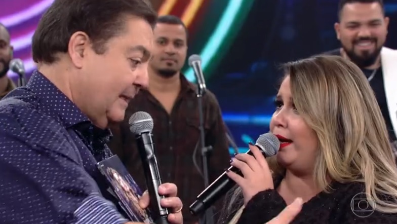 Faustao e Marilia Mendonca no Domingao