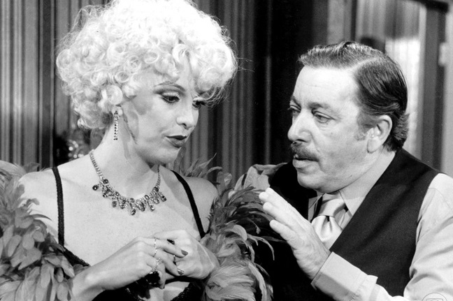 Marilyn Meyer (Clarice Piovesan) e Ambrósio (José Lewgoy) em Feijão Maravilha