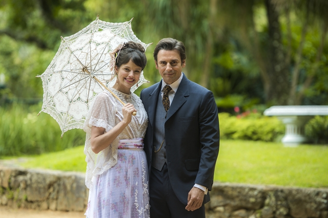 Jorge (Murilo Rosa) e Ema (Agatha Moreira) em Orgulho e Paixão
