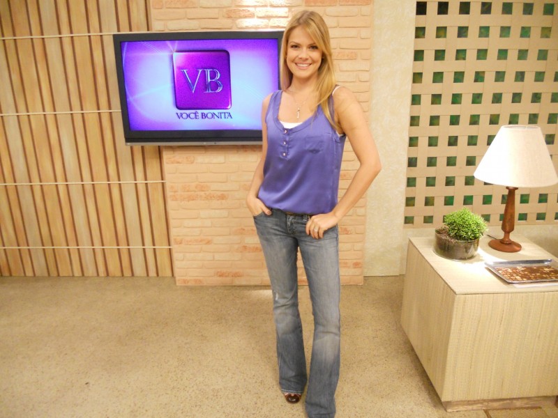 Carol Minhoto apresenta programa leve e cheio de dicas na Gazeta (Divulgação/TV Gazeta)