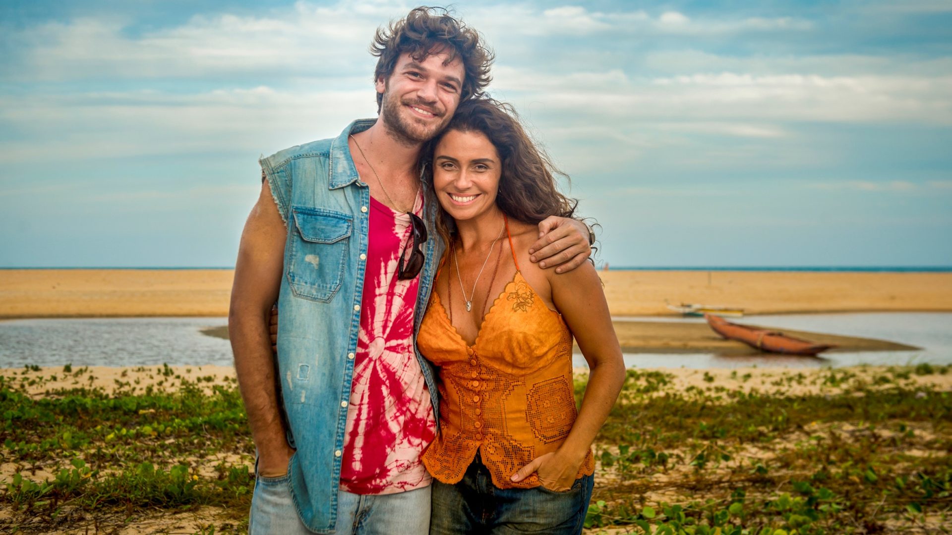Luzia (Giovanna Antonelli) e Beto (Emílio Dantas) de Segundo Sol
