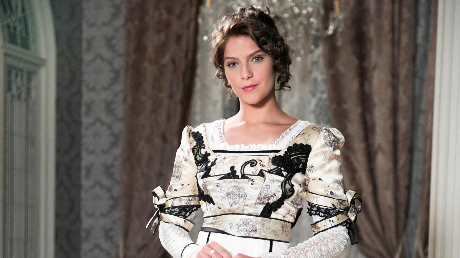Charlotte Williamson (Isabela Santoni) em Orgulho e Paixão