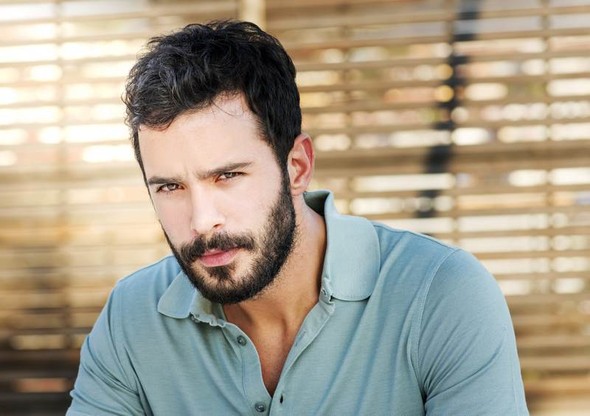 Arduç Baris será par romântico de Beren Saat em nova novela (Divulgação)