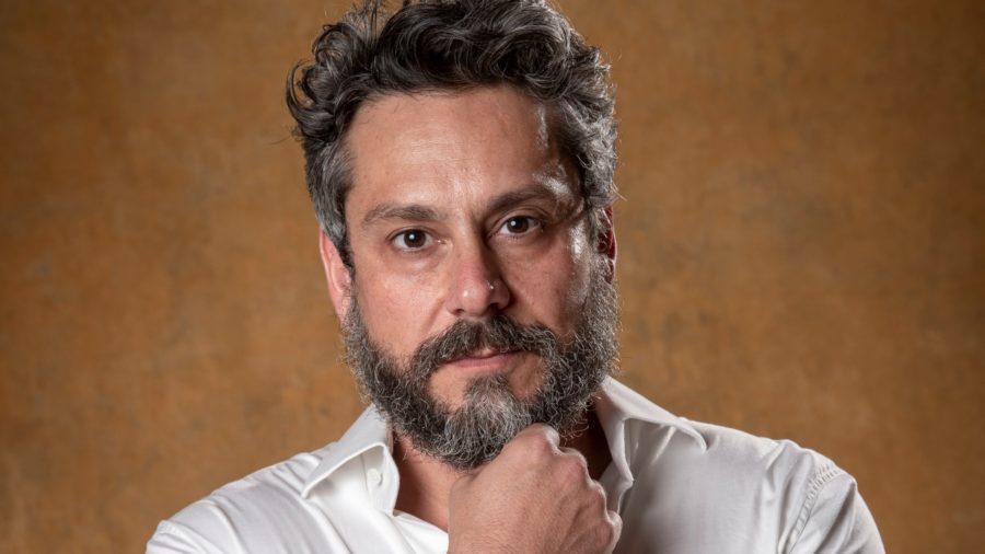 Pedro (Alexandre Nero) em Onde Nascem os Fortes