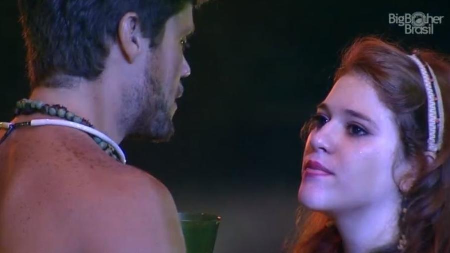 Ana Clara e Breno conversam sobre o jogo no BBB18 (Divulgação)