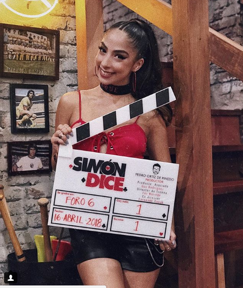 Maria Chacón é atriz e cantora mexicana (Reprodução: Instagram)