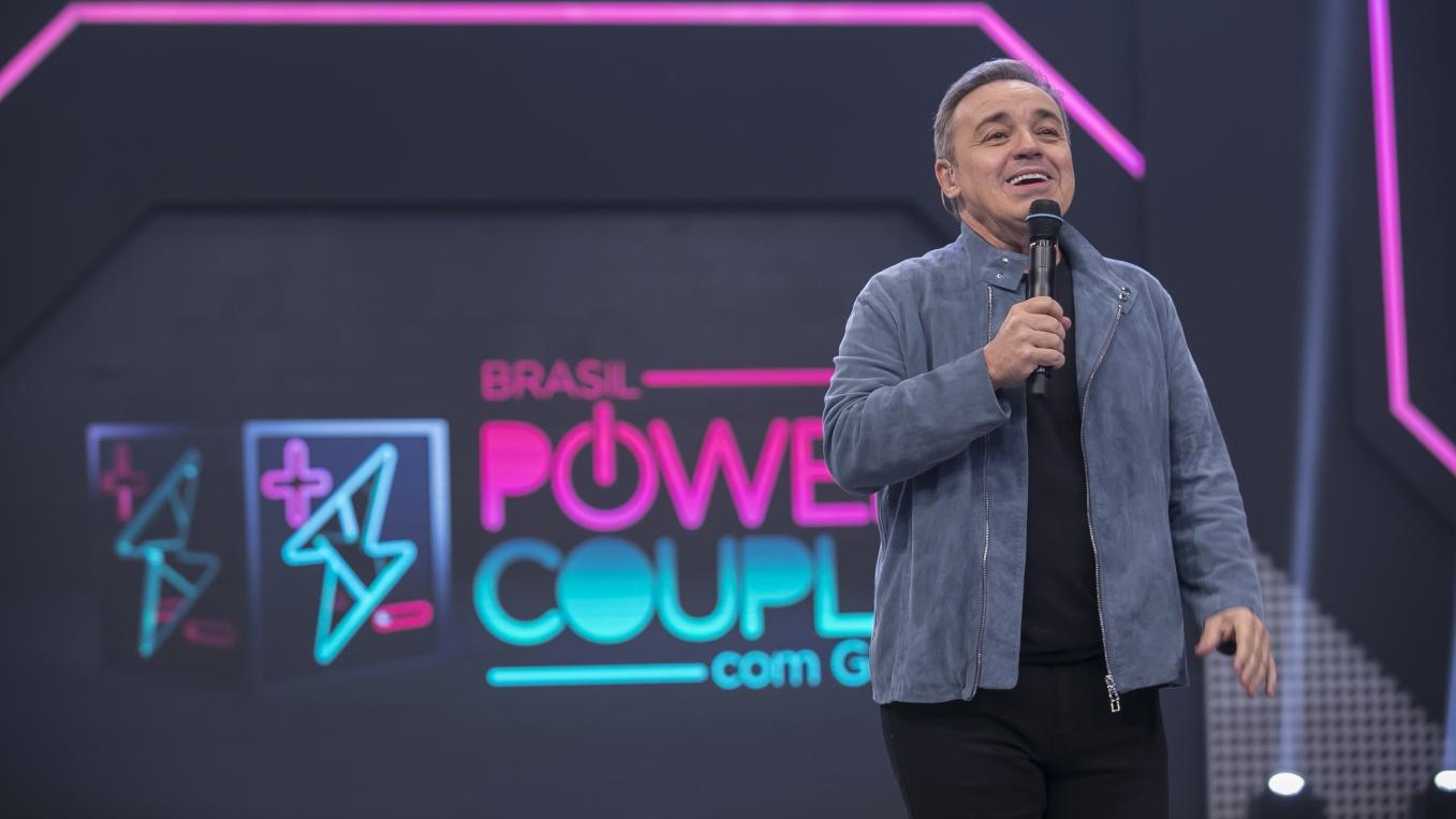 Gugu Liberato na apresentação do Power Couple Brasil