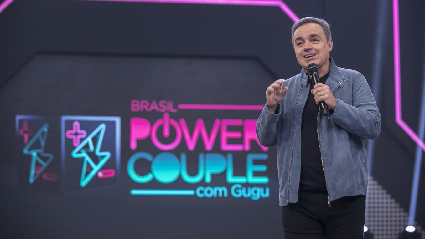 Gugu Liberato na apresentação do Power Couple Brasil