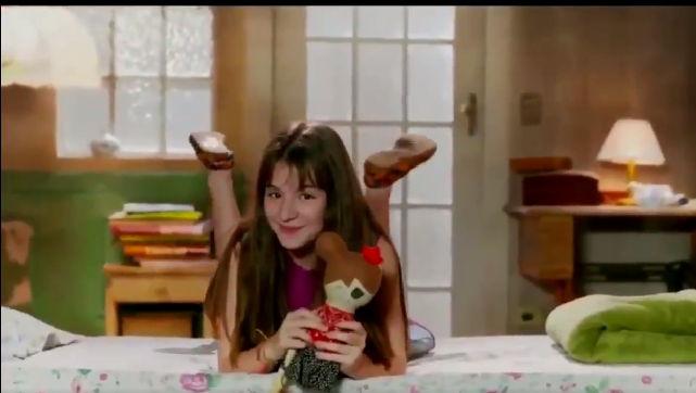 Sophia Valverde na primeira chamada de As Aventuras de Poliana