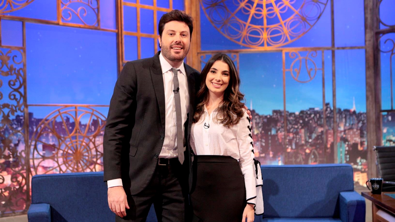 Sweet Carol no The Noite com Danilo Gentili