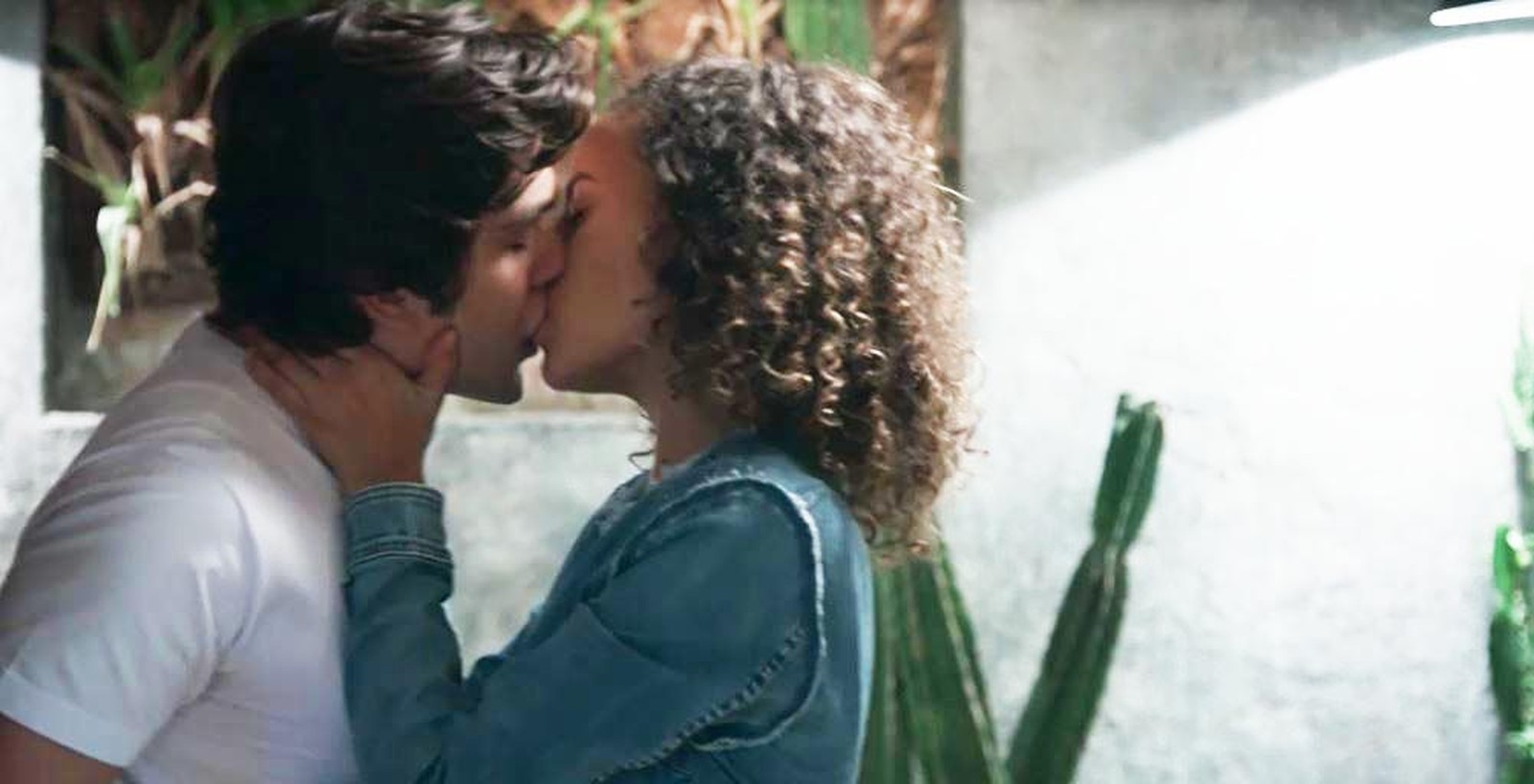 Alex (Daniel Rangel) e Maria Alice (Alice Milagres) em Malhação Vidas Brasileiras