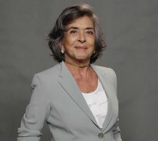 Betty Faria