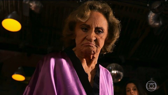 Caetana (Laura Cardoso), em O Outro Lado do Paraíso, da Globo