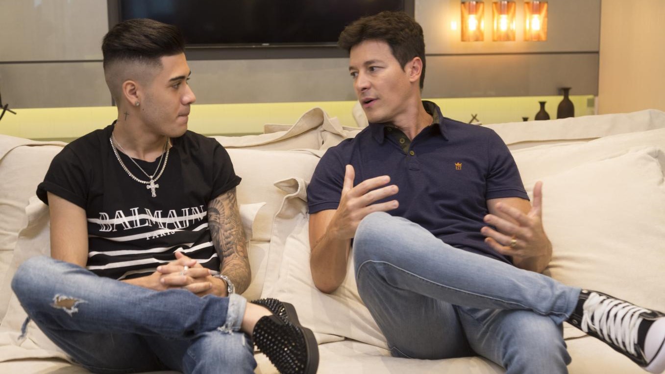 Mc Kevinho e Rodrigo Faro no Hora do Faro