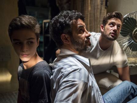 Tomaz (Vitor Figueiredo), Juvenal (Anderson Di Rizzi) e Renato (Rafael Cardoso) de O Outro Lado do Paraiso