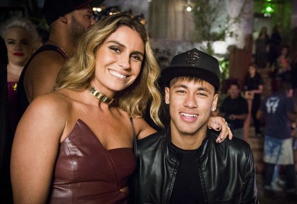 Giovanna Antonelli e Neymar em A Regra do Jogo