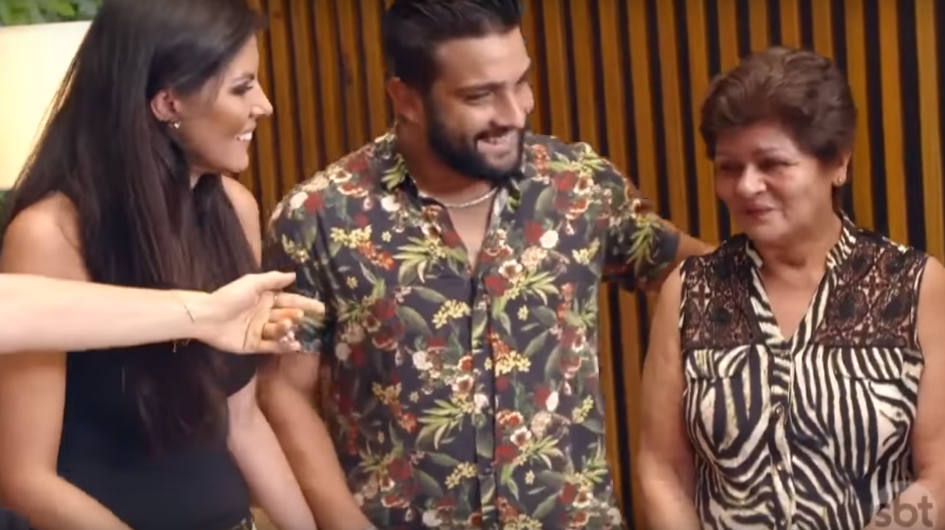Halime, Jonas e mãe no Fábrica de Casamentos