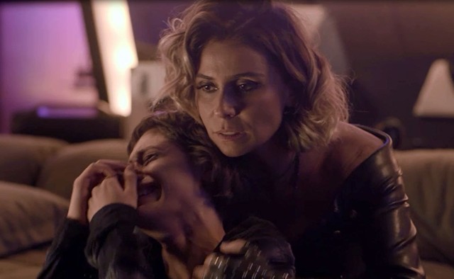 Manu (Luisa Arraes) e Ariella (Giovanna Antonelli) de Segundo Sol