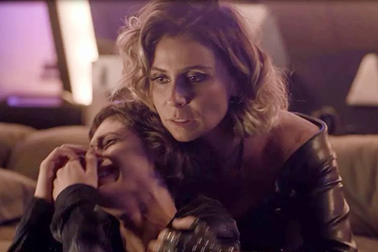 Manu (Luisa Arraes) e Luzia (Giovanna Antonelli) de Segundo Sol