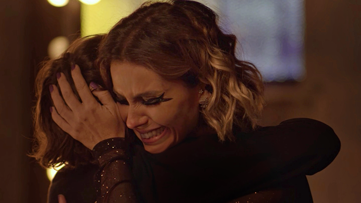 Manu (Luisa Arraes) e Luzia (Giovanna Antonelli) de Segundo Sol