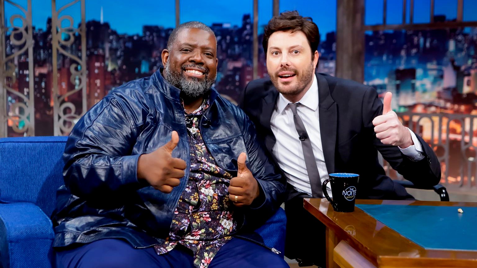 Péricles no The Noite com Danilo Gentili