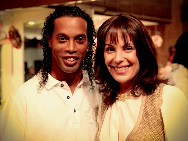 Ronaldinho Gaucho nos bastidores de Avenida Brasil