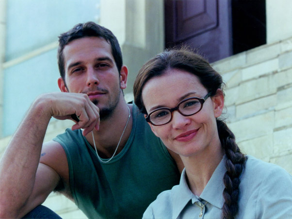 Vladimir Brichta e Júlia Lemmertz em Porto dos Milagres