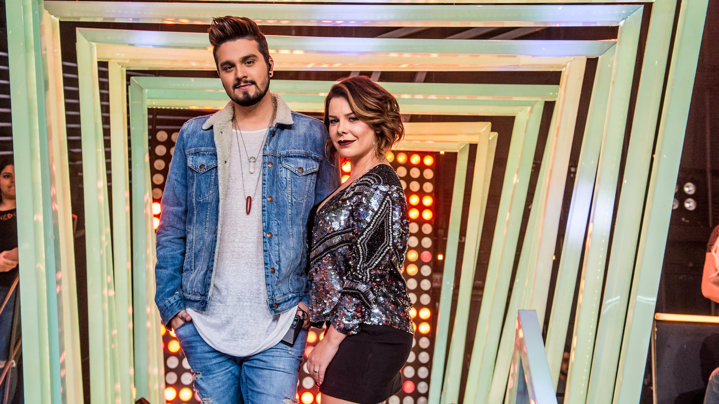 Fernanda Souza e Luan Santana no Só Toca Top. Ela deixou a atração