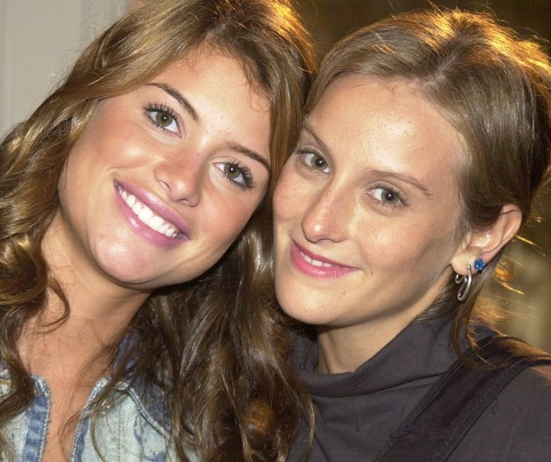 Clara (Alinne Moraes) e Rafaela (Paula Picarelli) de Mulheres Apaixonadas