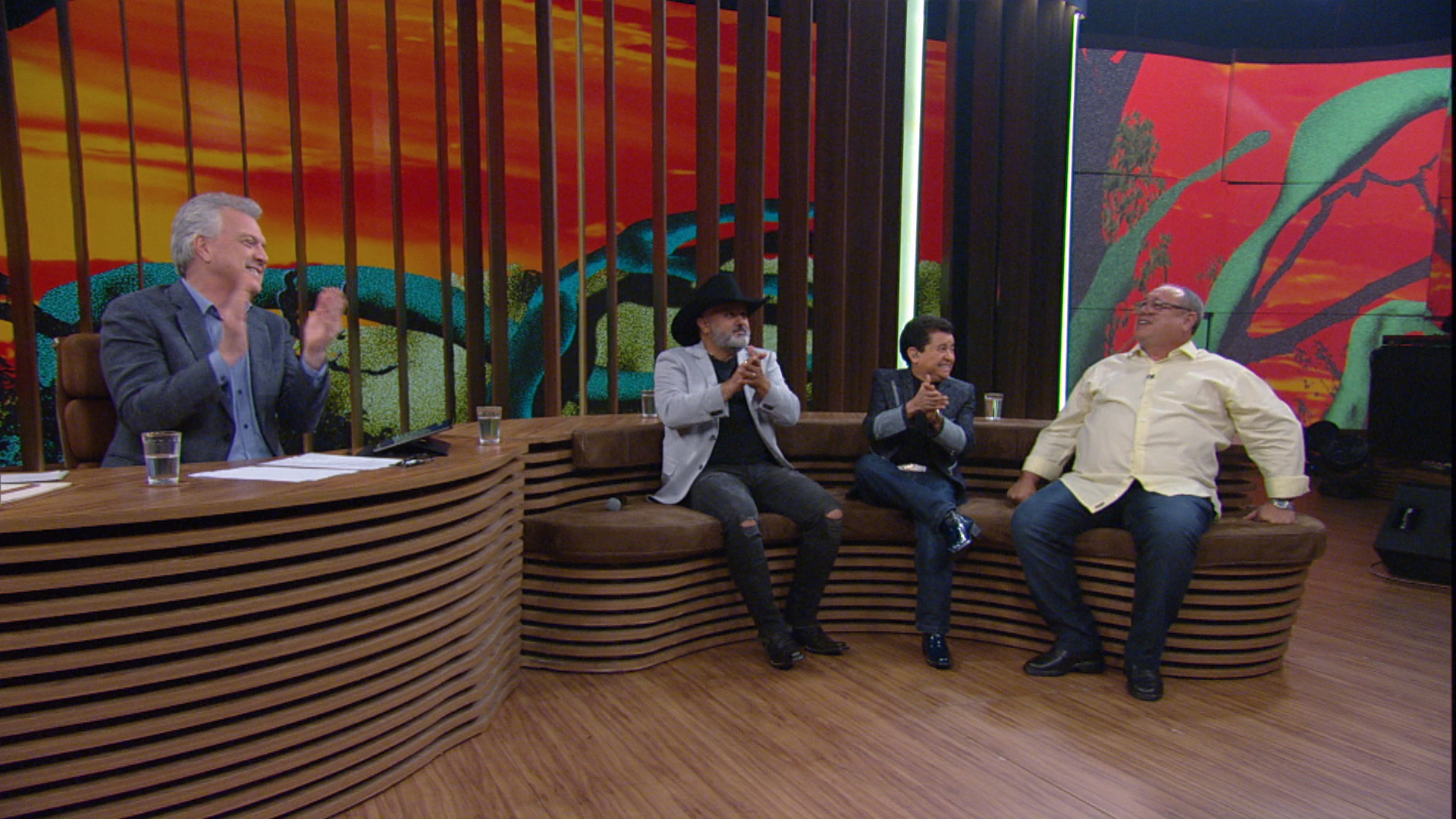 Pedro Bial, RioNegro & Solimões, e Pedro Bismarck no Conversa com Bial