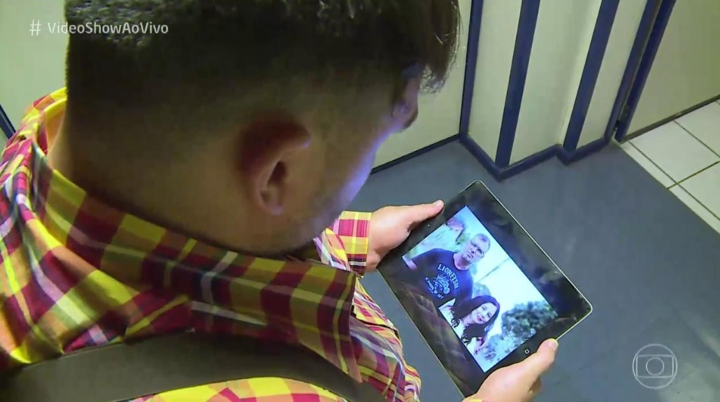 Nikolas emocionou o publico do Video Show