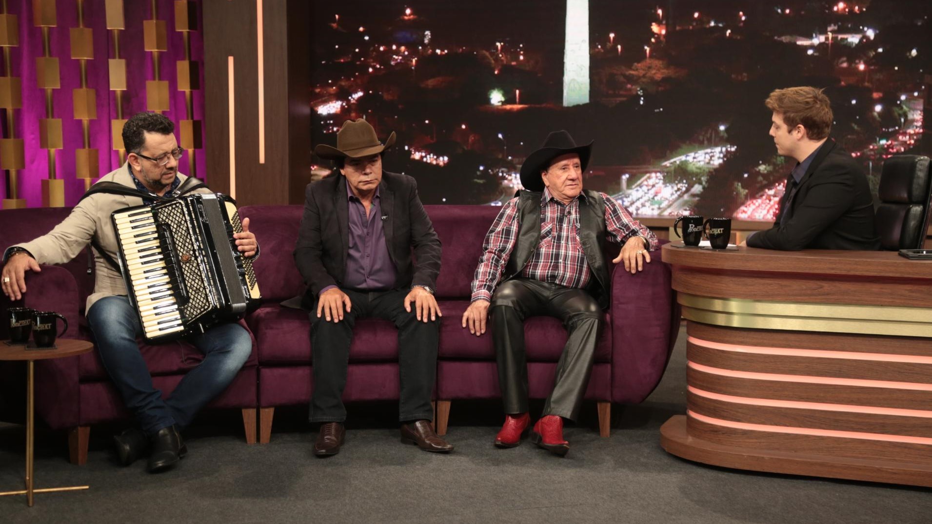 Trio Parada Dura no Programa no Porchat