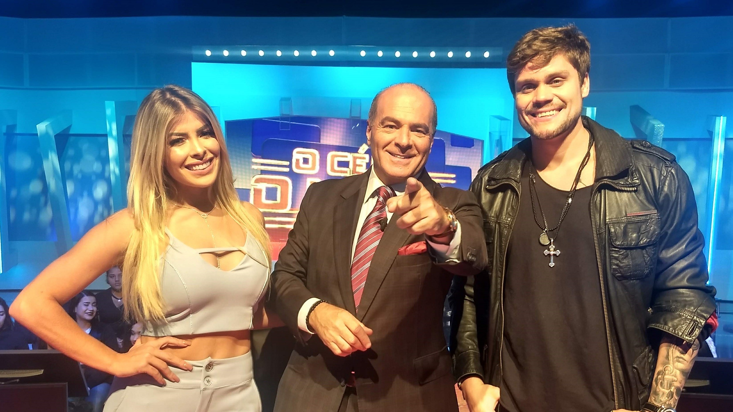 Jaqueline, Marcelo de Carvalho e Breno em O Céu é o Limite