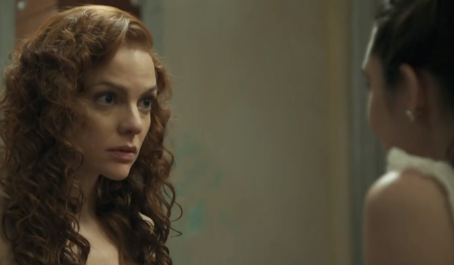 Miss Celine (Maria Eduarda Carvalho) e Marocas (Juliana Paiva) em o Tempo Não Para