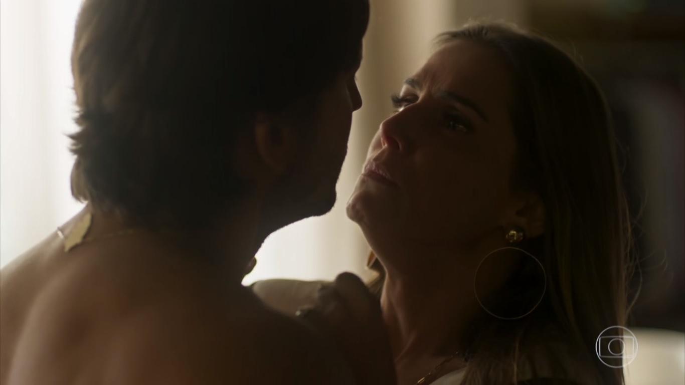 Remy (Vladimir Brichta) e Karola (Deborah Secco) de Segundo Sol