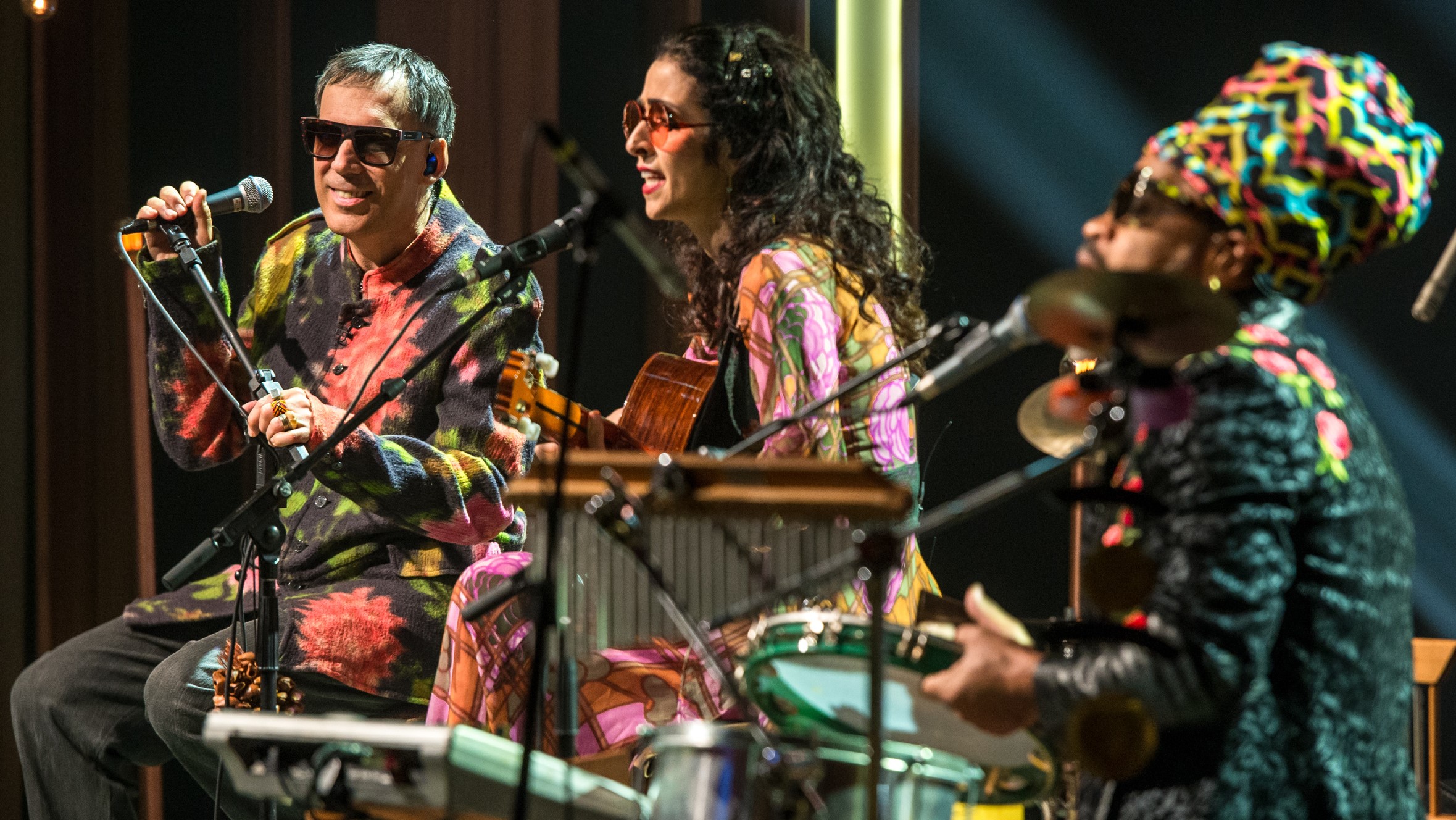 Os Tribalistas (Arnaldo Antunes, Carilinhos Brown e Marisa Monte) no Conversa com Bial