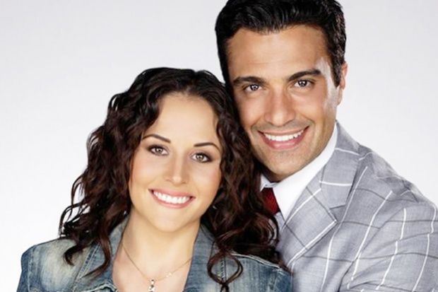 Zuria Vega e Jaime Camil protagonizaram Que Pobres Tão Ricos (Reprodução: Internet)