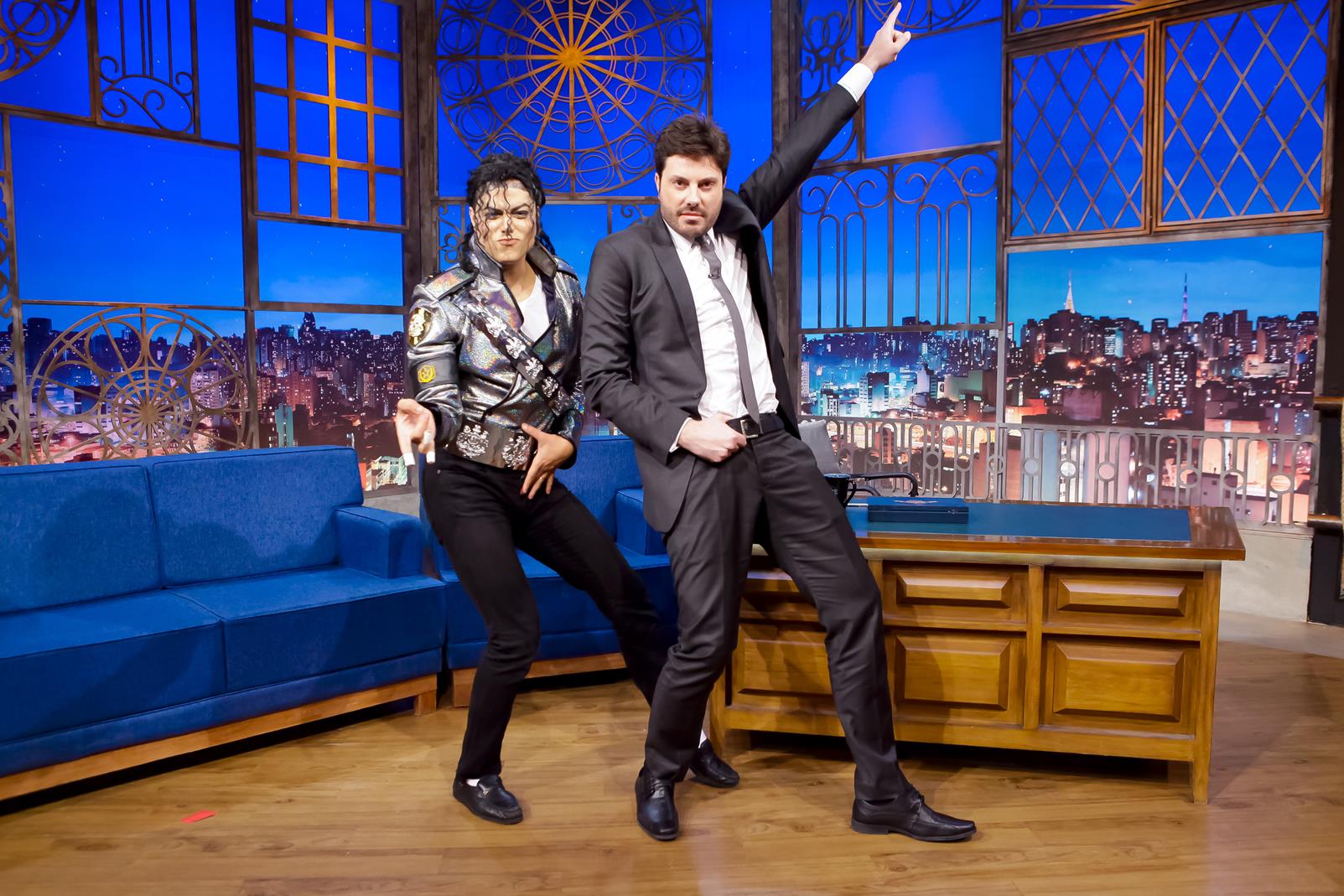 Danilo Gentili entrevista Rodrigo Teaser no The Noite