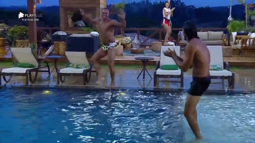 Aloísio Chulapa dança com João Zoli e Gabi Prado